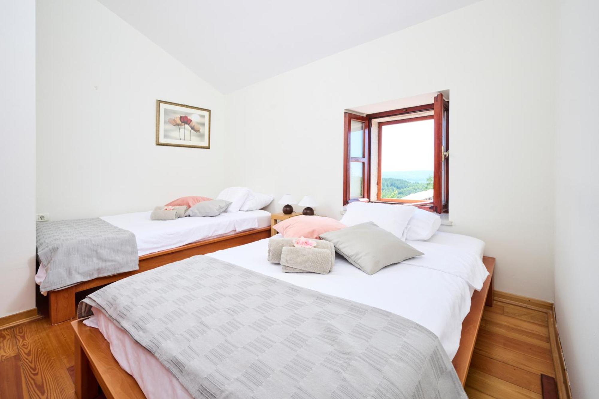 Вілла Casa Del Conte - Peaceful Hideaway In North Istria Ґрожнян Екстер'єр фото